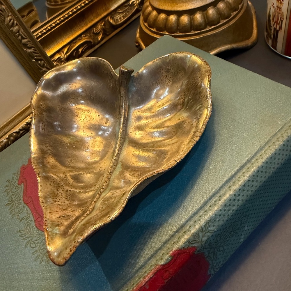 Handmade Studio Pottery Heart Trinket Dish | Artisan Ceramic Jewelry